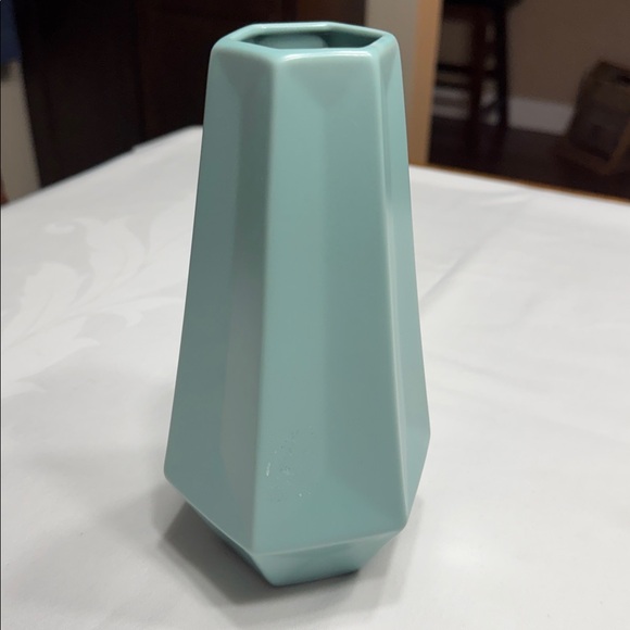 IKEA Livslang hexagon stoneware vase. 8” tall - Picture 4 of 6